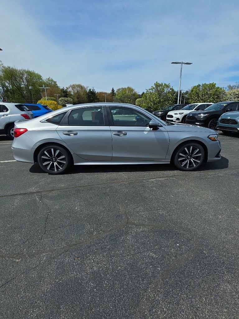 Used 2024 Honda Civic EX image 8
