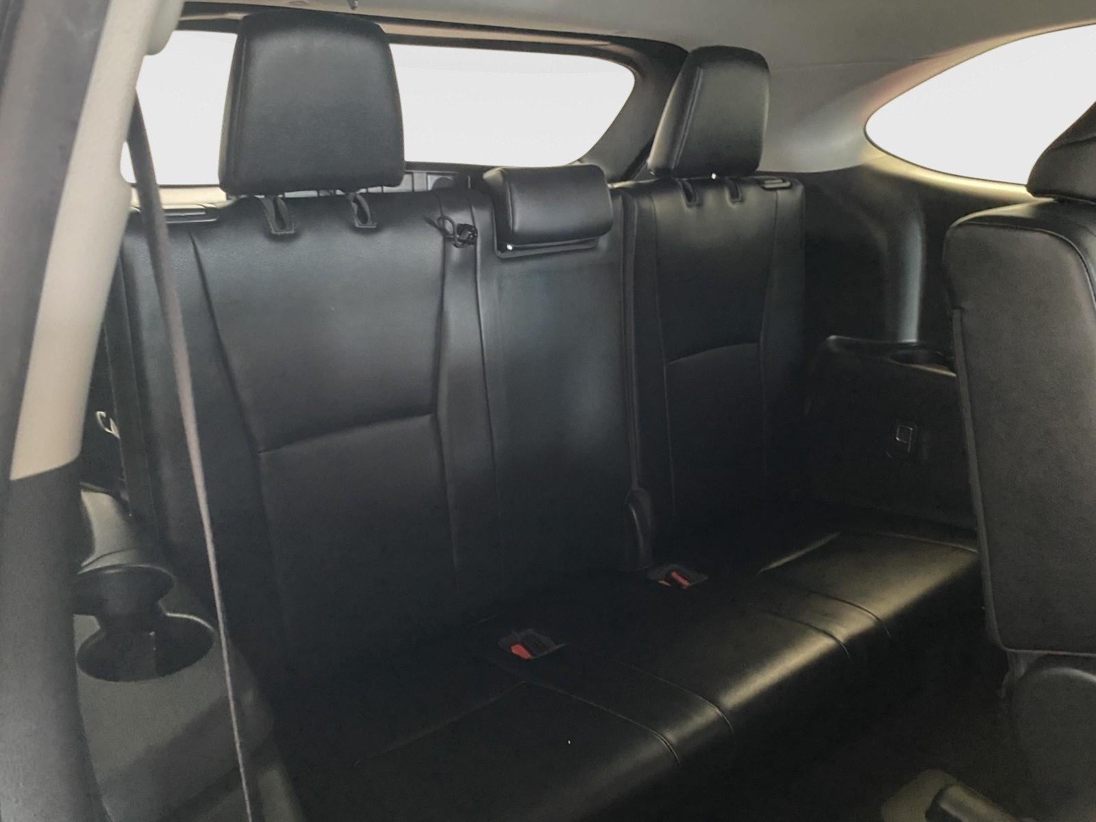 Used 2020 Toyota Highlander XLE AWD/4WD image 12
