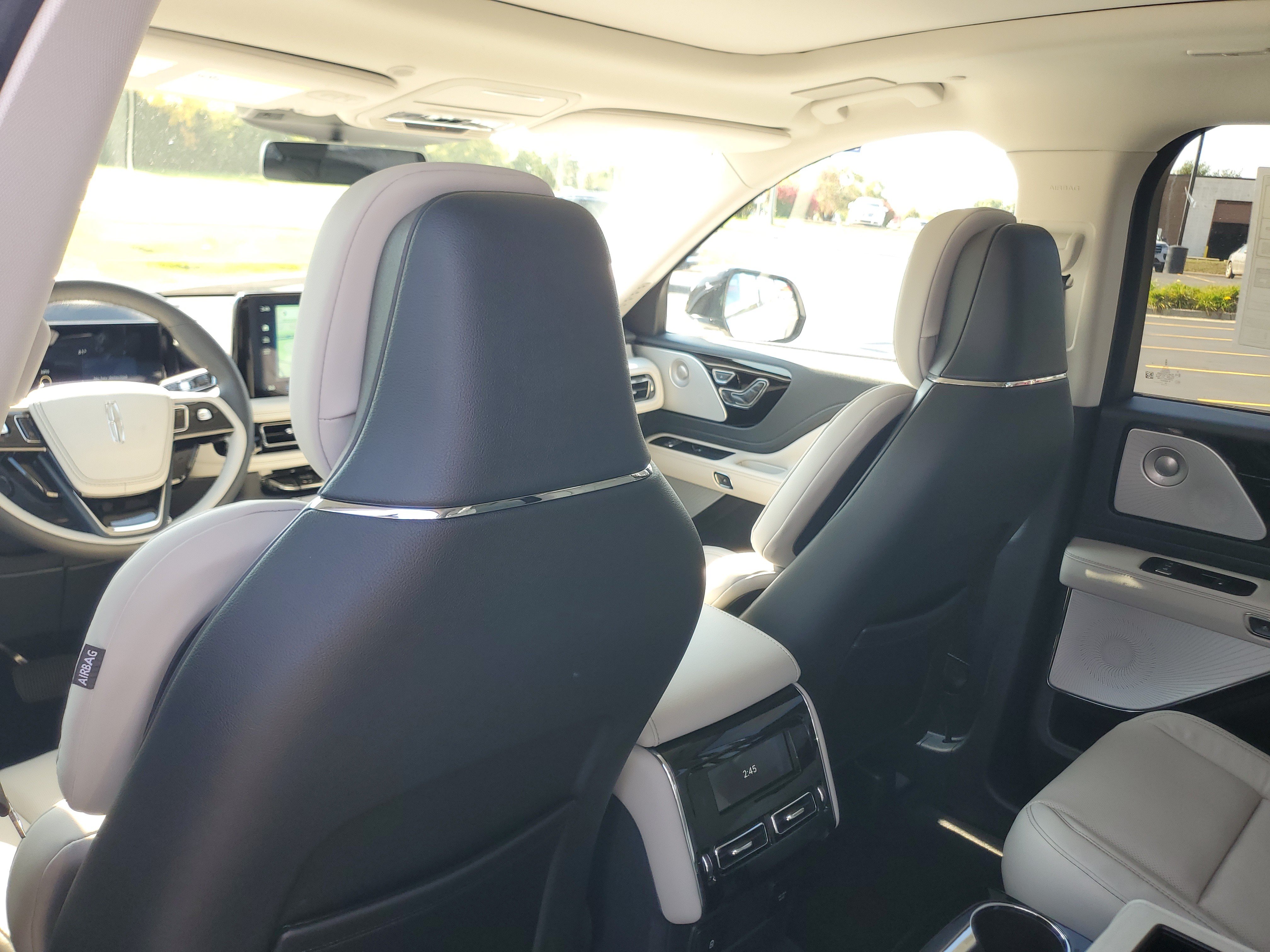 New 2027 Lincoln Aviator Reserve AWD/4WD image 24