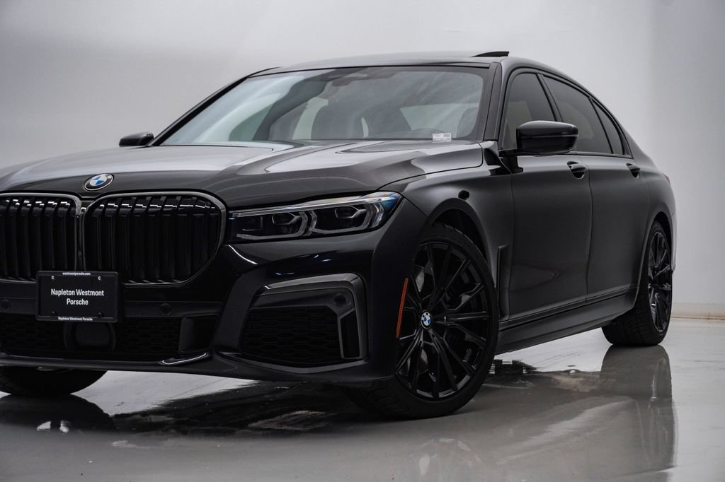 Used 2022 BMW 750i xDrive w/ Luxury Rear Seating Package AWD/4WD image 2