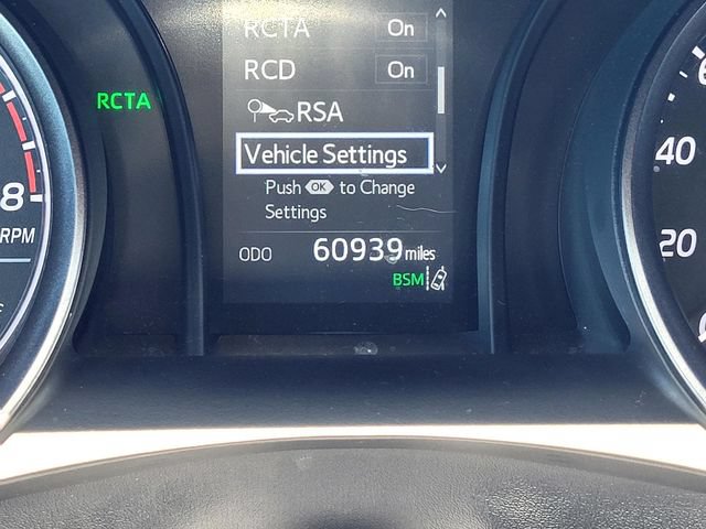 Used 2023 Toyota Camry SE w/ Convenience Package FWD image 22