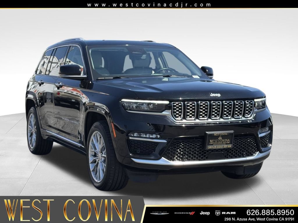 Used 2022 Jeep Grand Cherokee Summit w/ Advanced Protech Group IV AWD/4WD image 2