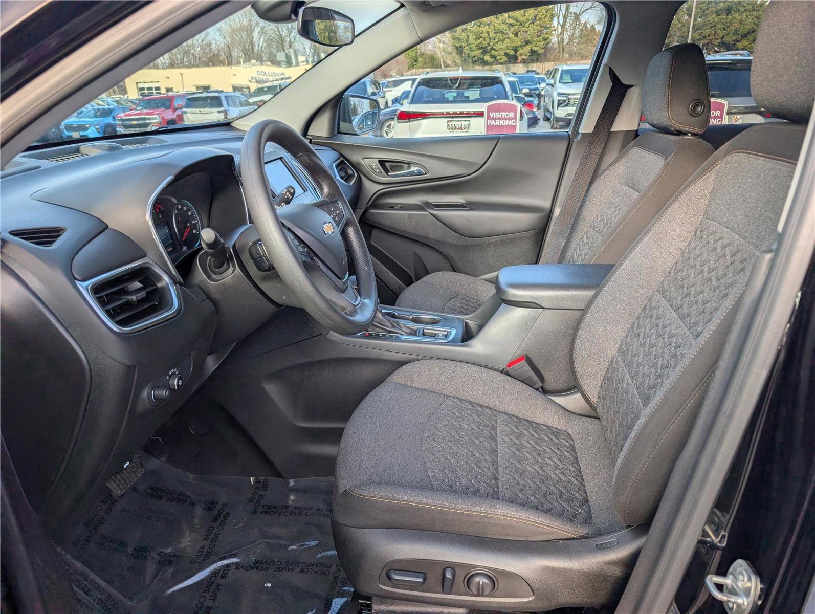 Used 2024 Chevrolet Equinox LT image 14