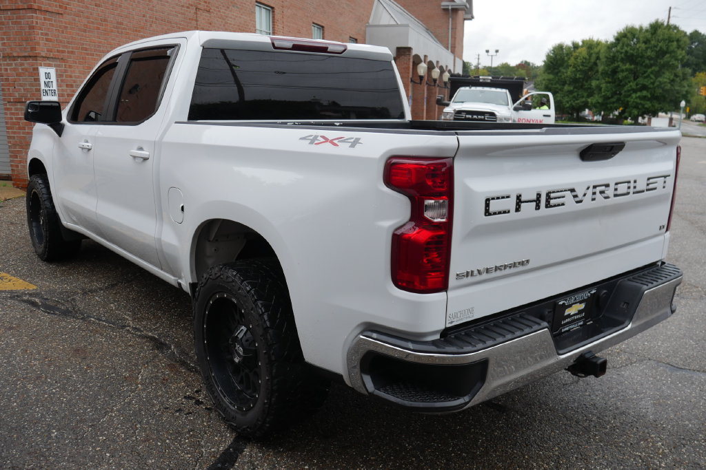Used 2021 Chevrolet Silverado 1500 LT AWD/4WD image 4