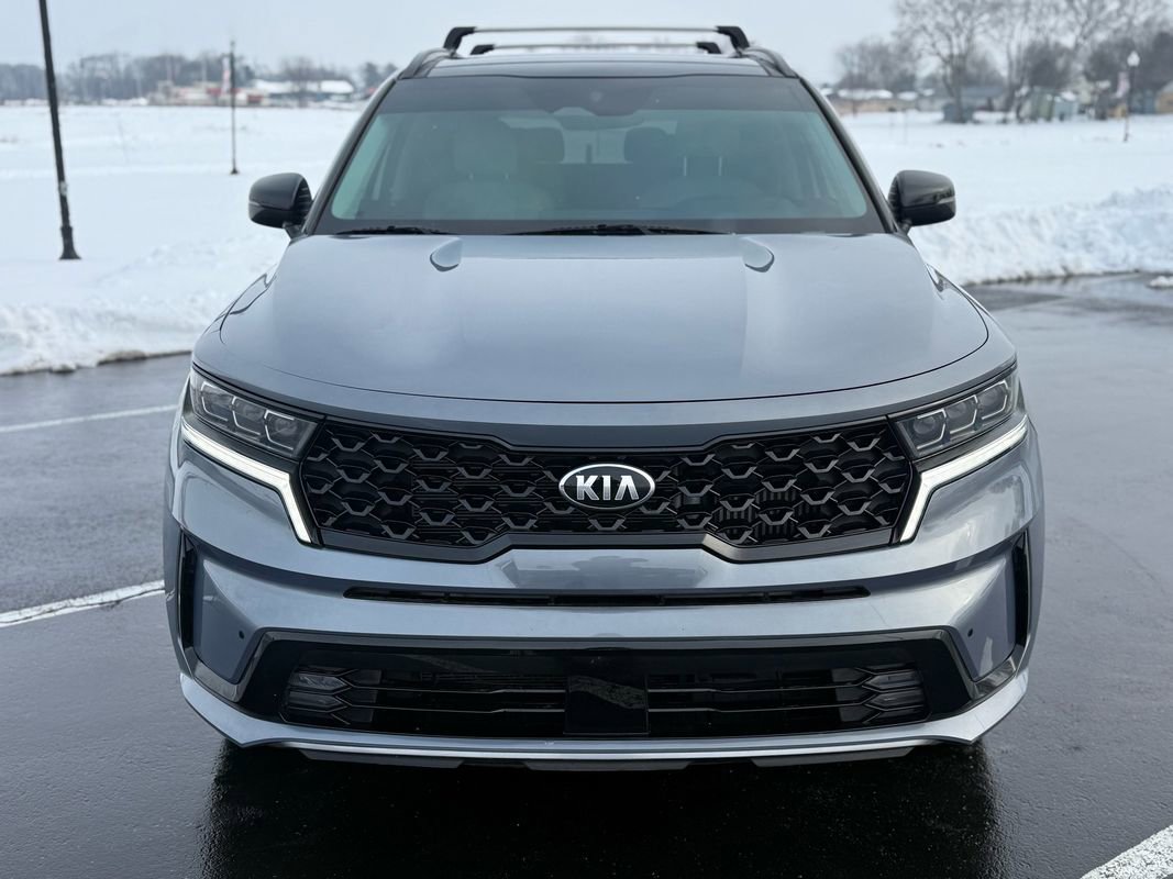 Used 2021 Kia Sorento SX image 2
