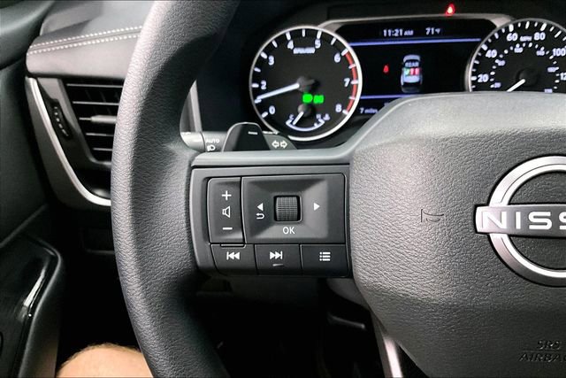 New 2025 Nissan Rogue S image 22