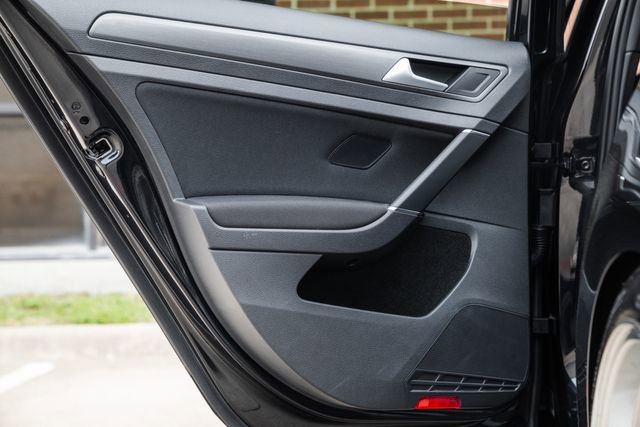 Used 2021 Volkswagen Golf S image 71