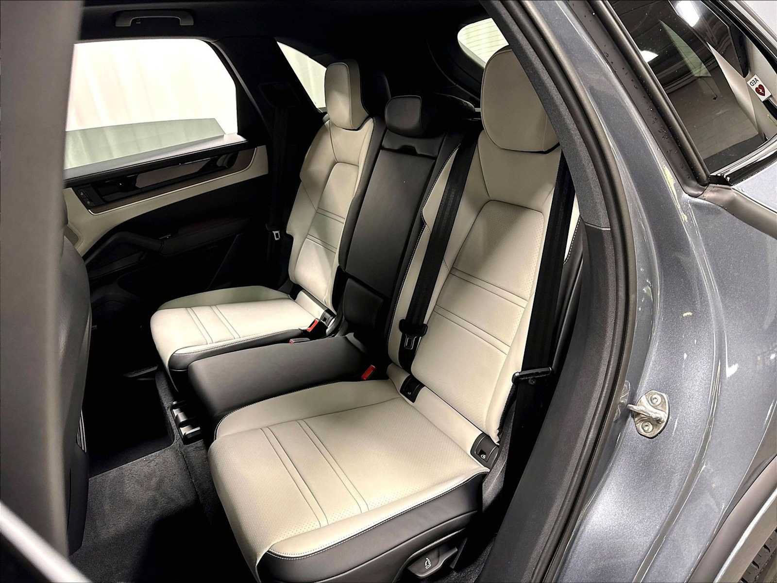 New 2026 Porsche Cayenne AWD/4WD image 25