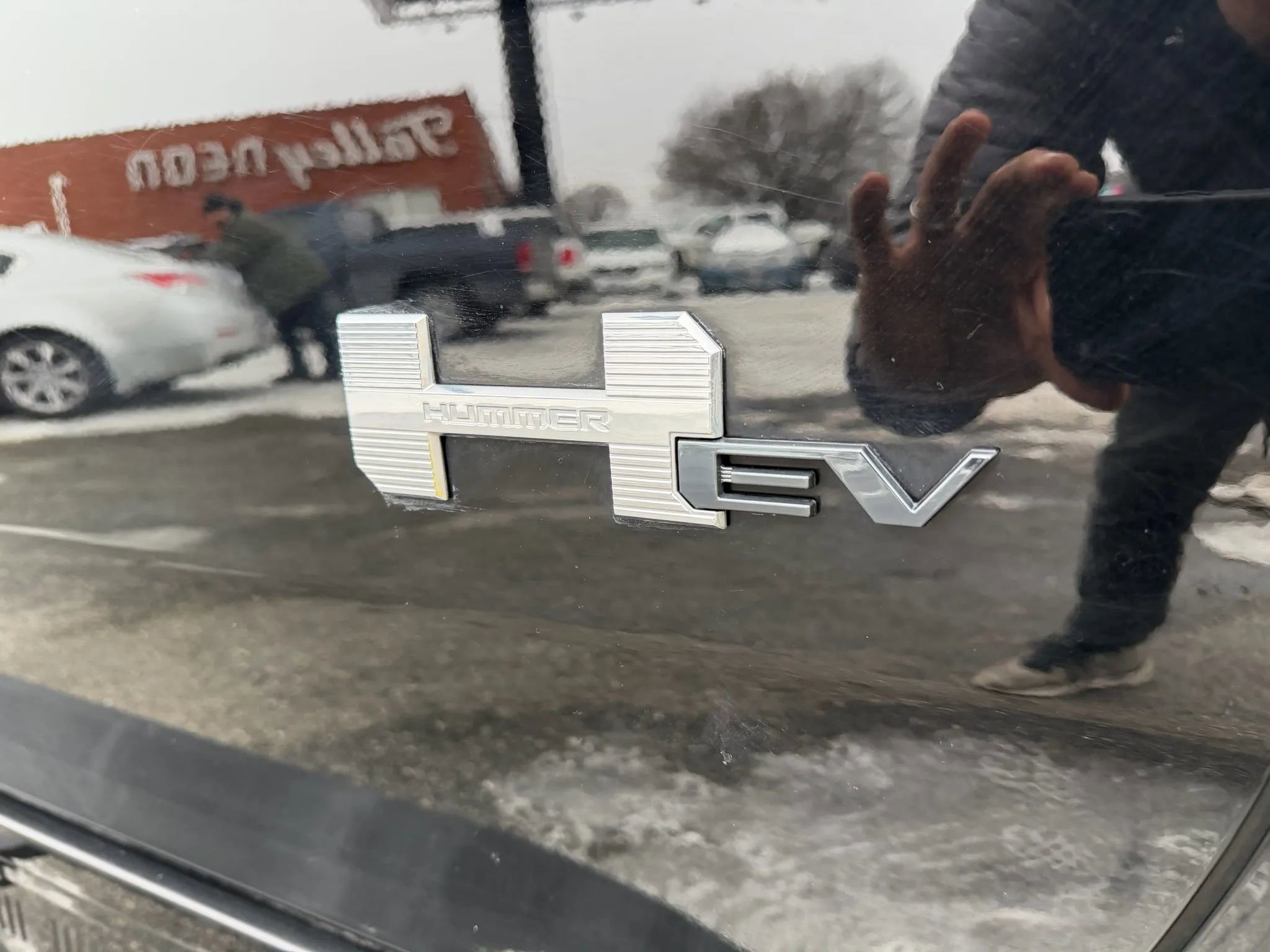 Used 2024 GMC Hummer EV 2X image 8