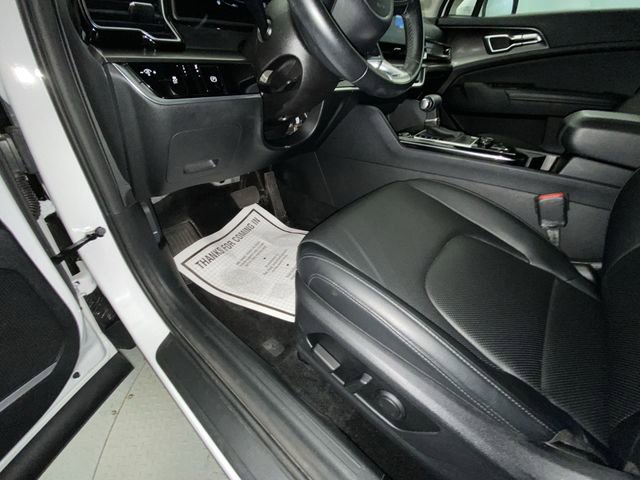 Used 2023 Kia Sportage EX FWD image 12
