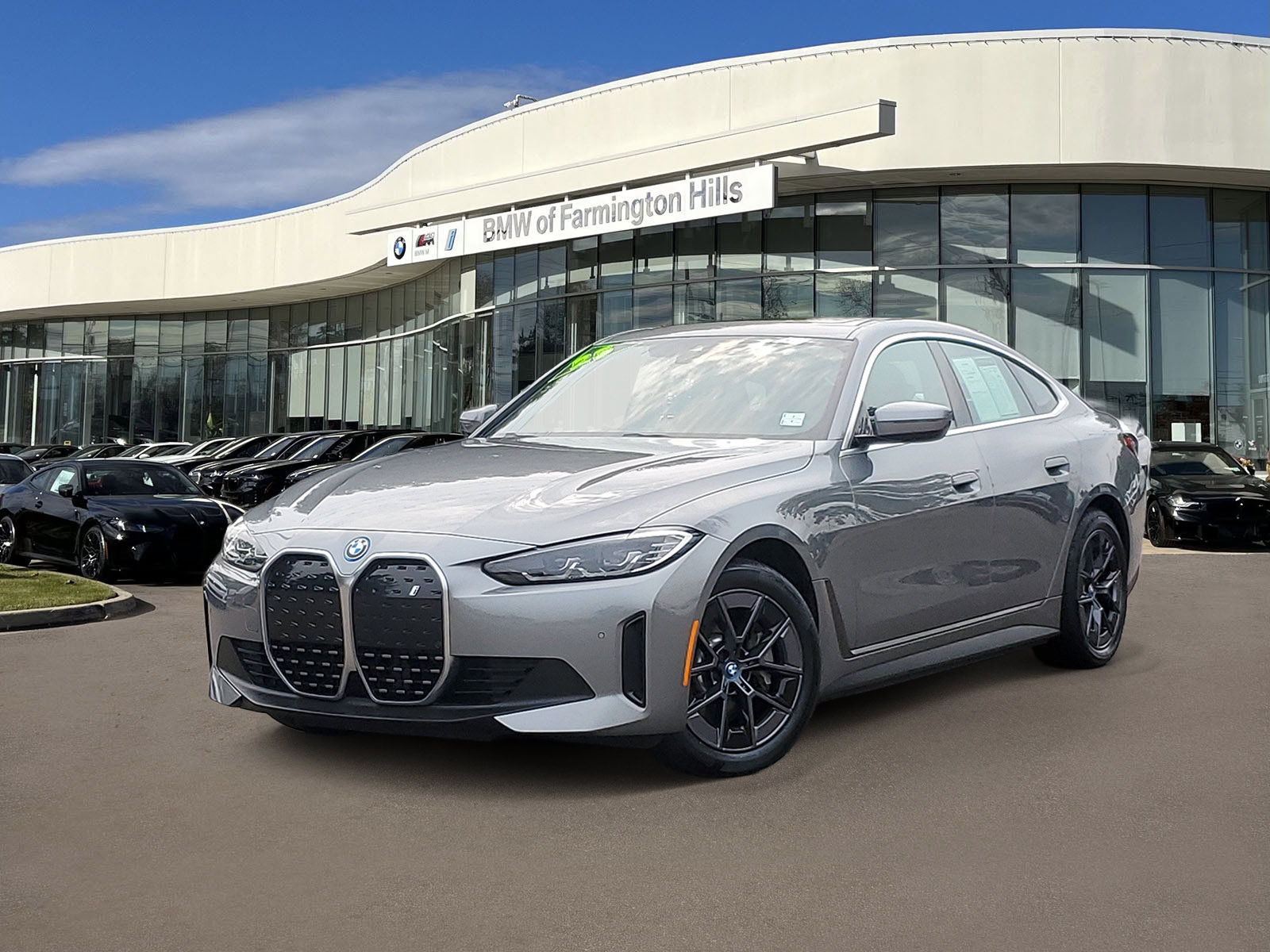 Used 2023 BMW i4 eDrive35 w/ Premium Package RWD image 1