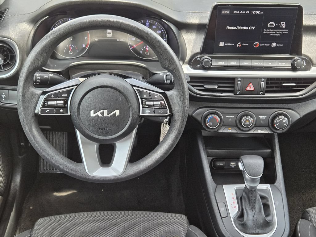 Certified 2024 Kia Forte LXS FWD image 10