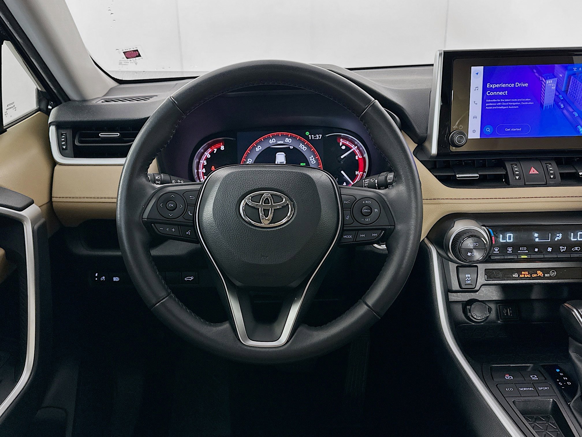 Used 2025 Toyota RAV4 XLE Premium FWD image 17