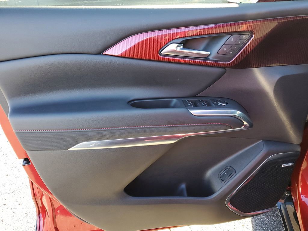 Used 2025 Chevrolet Traverse RS w/ LPO, Floor Liner Package image 21