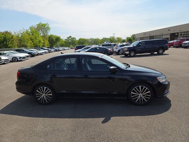 Used 2015 Volkswagen Jetta Sport FWD image 5