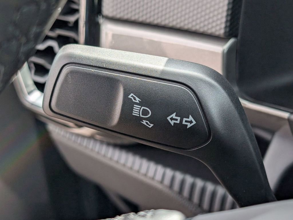 New 2025 Ford Ranger XLT w/ Equipment Group 301A High image 31