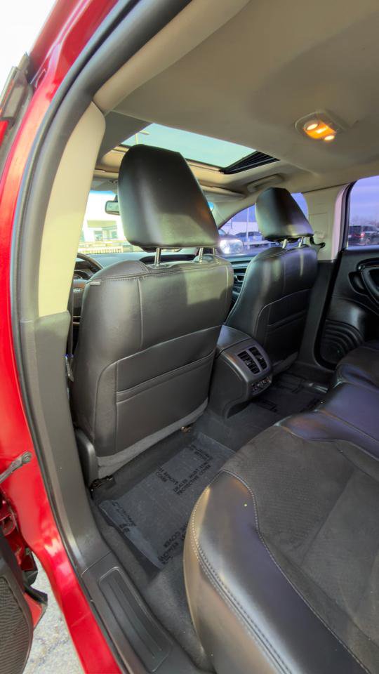 Used 2011 Ford Taurus SHO w/ 402A Rapid Spec Order Code image 30