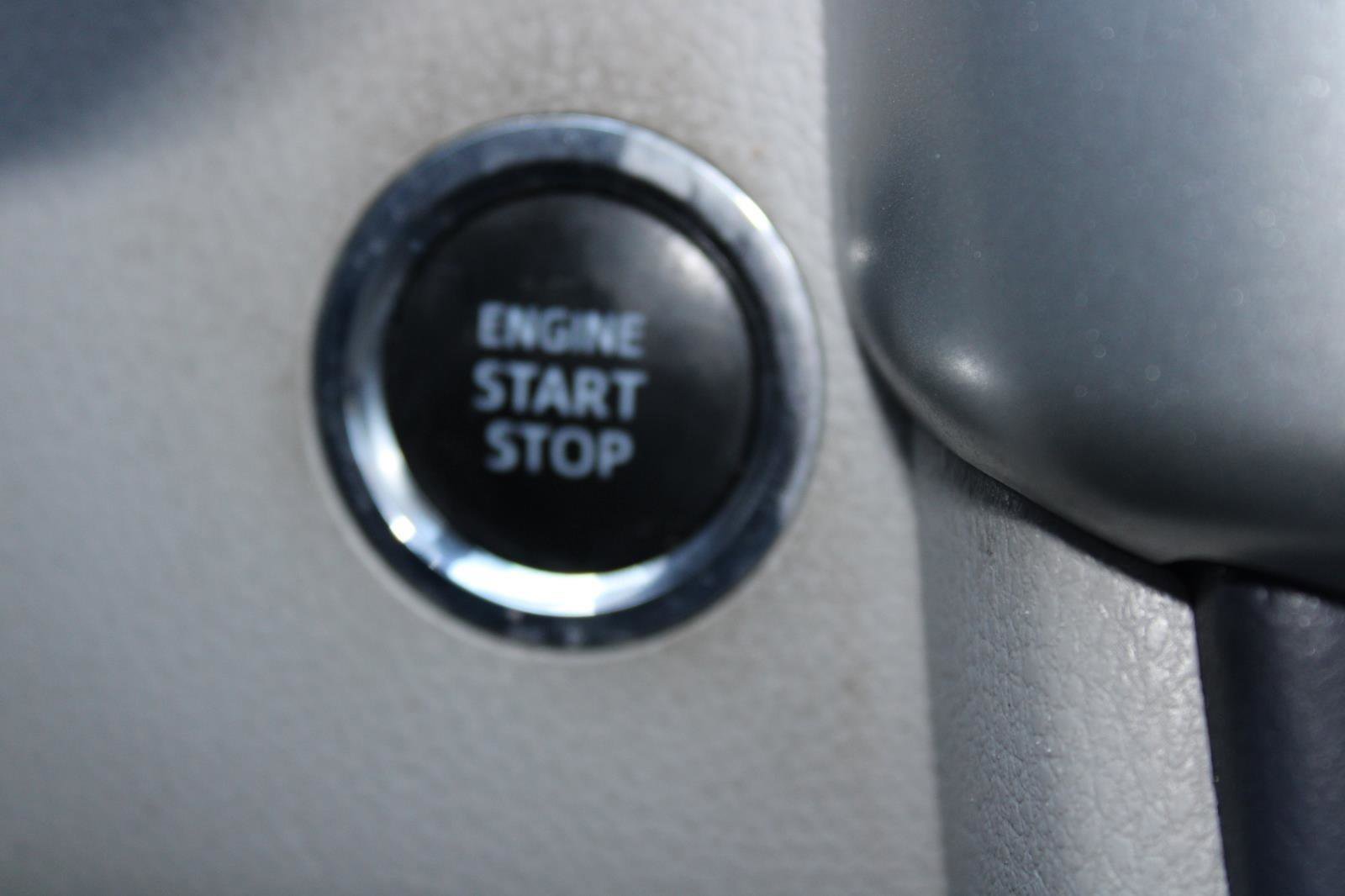 Used 2017 Toyota Highlander XLE image 25