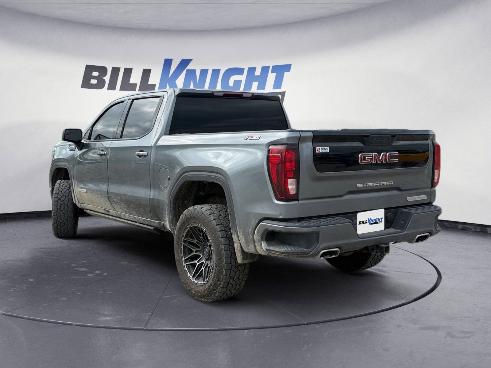Used 2021 GMC Sierra 1500 Elevation AWD/4WD image 3