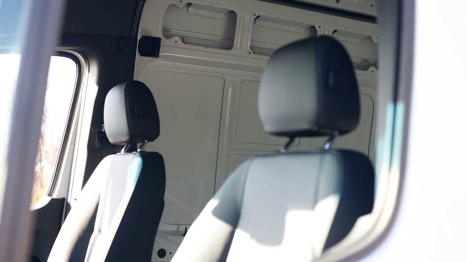 New 2025 Mercedes-Benz Sprinter 2500 image 19