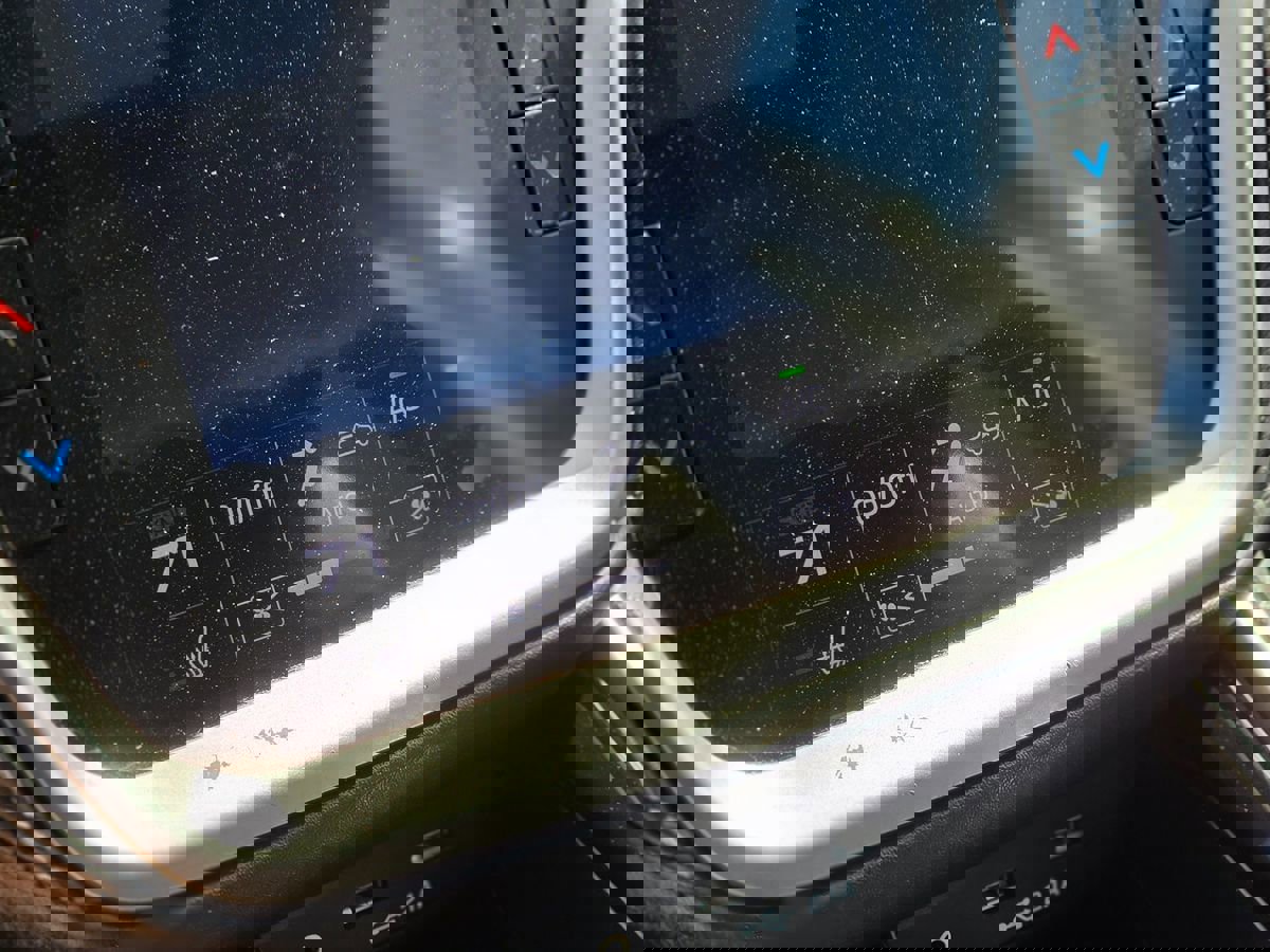 Used 2022 Subaru Outback Limited image 38