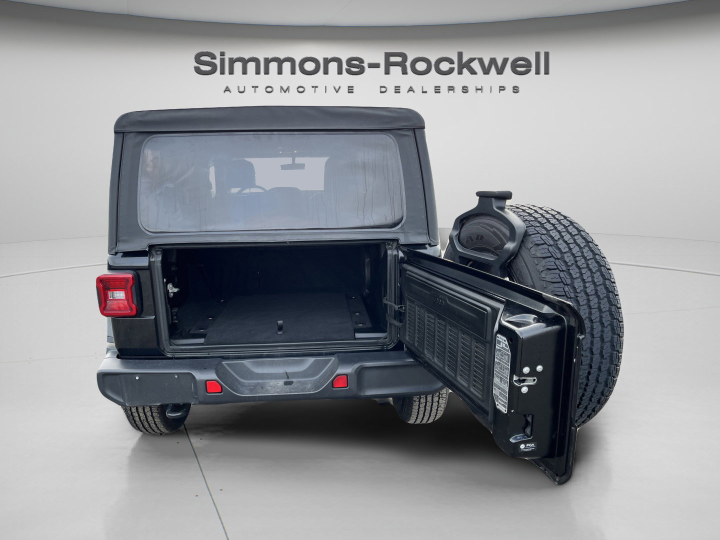 Used 2022 Jeep Wrangler Unlimited Sahara w/ LED Lighting Group image 49