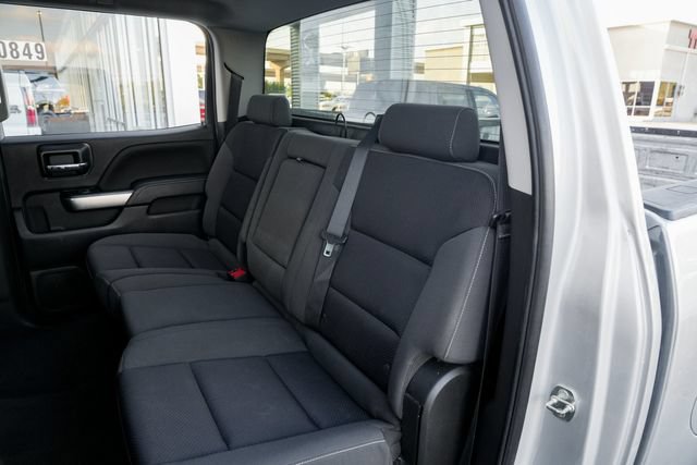 Used 2018 Chevrolet Silverado 1500 LT w/ All Star Edition AWD/4WD image 40