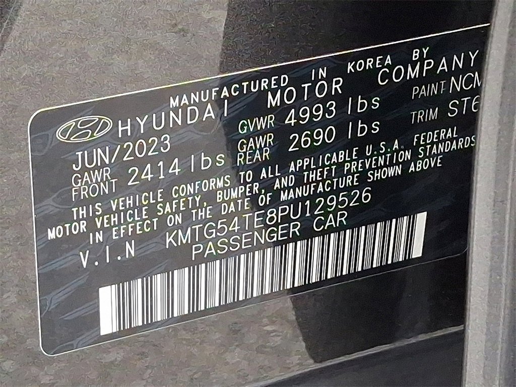 Used 2023 Genesis G70 3.3T w/ Sport Prestige Package image 29