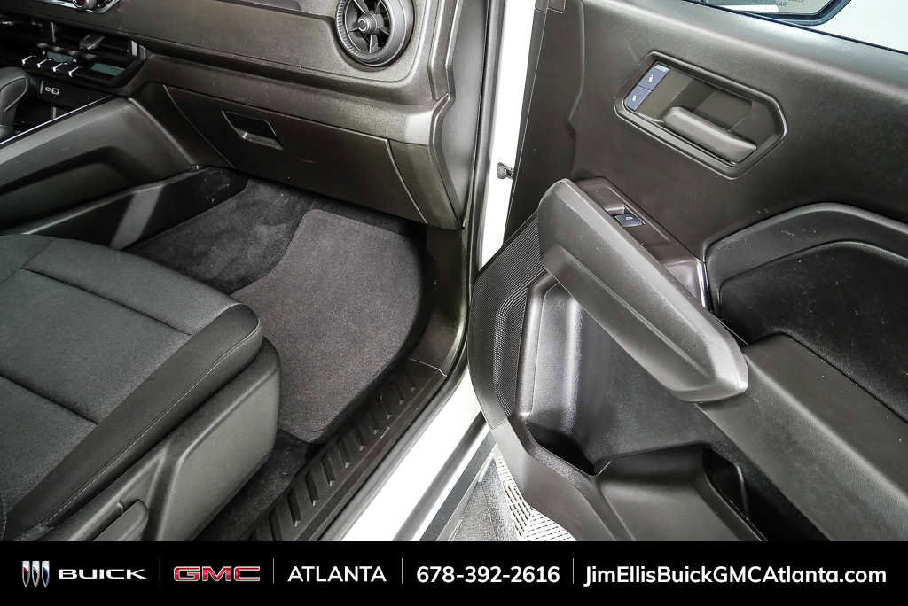 Used 2024 Chevrolet Colorado Trail Boss w/ Technology Package image 22