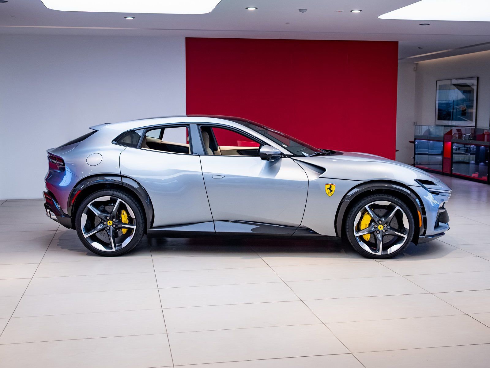 Certified 2025 Ferrari Purosangue image 7