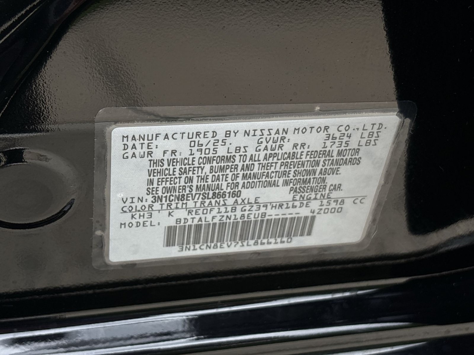 Used 2025 Nissan Versa SV FWD image 30