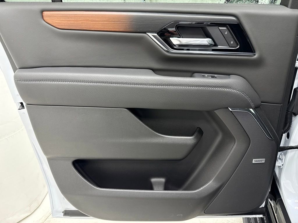 New 2026 GMC Yukon XL Denali w/ Sun & Power Step Package image 18