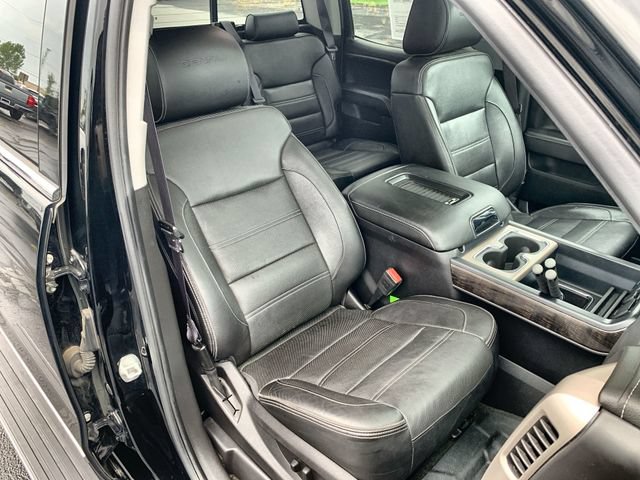 Used 2016 GMC Sierra 1500 Denali w/ Enhanced Driver Alert Package AWD/4WD image 27