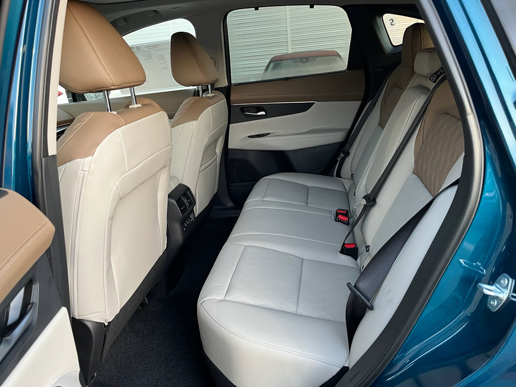 New 2026 Nissan Murano Platinum image 7