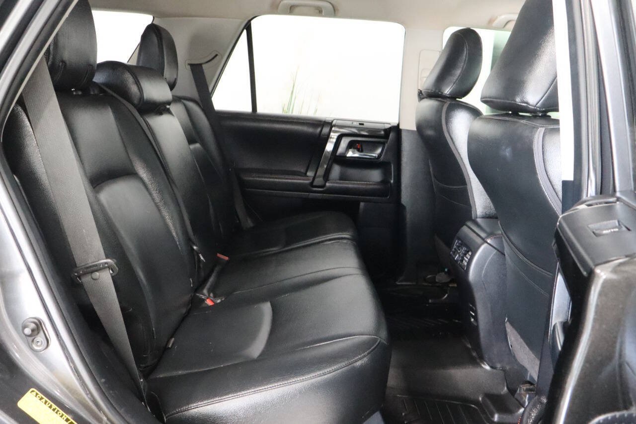 Used 2015 Toyota 4Runner Trail AWD/4WD image 11