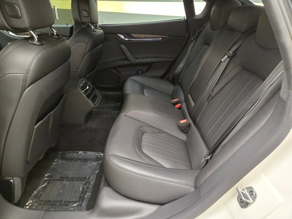 Used 2023 Maserati Quattroporte GT RWD image 19