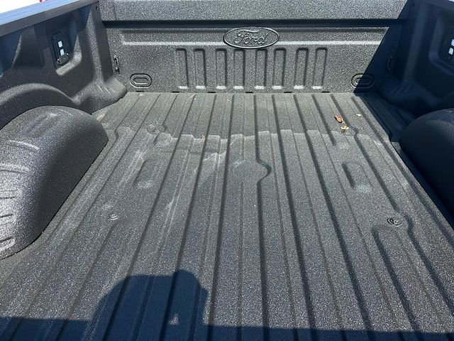 New 2026 Ford F350 Lariat w/ Black Appearance Package image 8