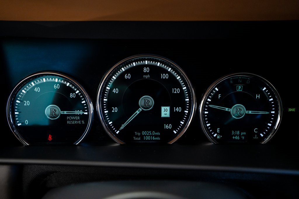 Used 2023 Rolls-Royce Cullinan w/ Cullinan Package image 47