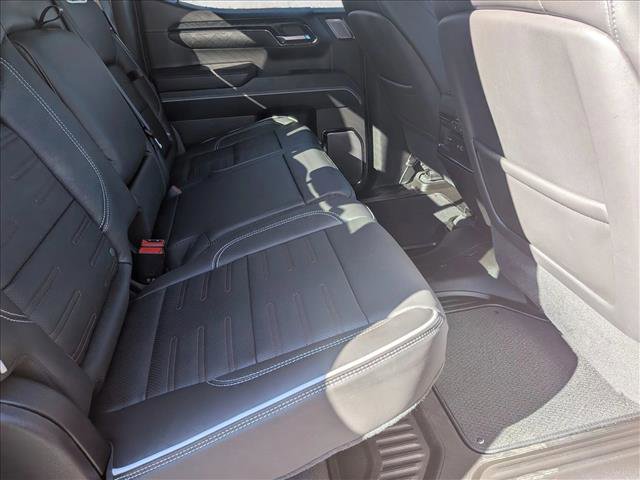 Used 2023 GMC Sierra 1500 AT4X image 21