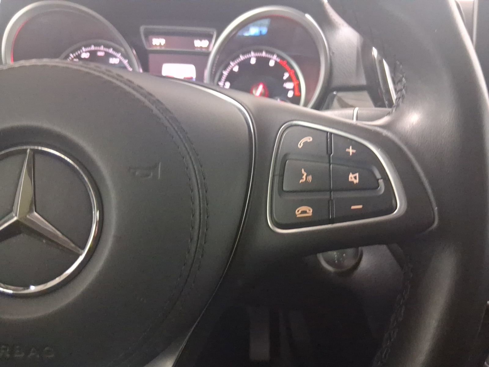 Used 2018 Mercedes-Benz GLS 550 4MATIC w/ Driver Assistance Package image 23