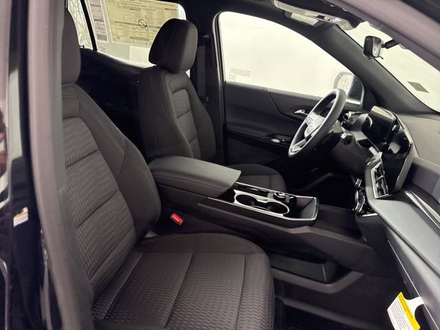 New 2026 Chevrolet Equinox LT w/ Midnight Edition FWD image 17