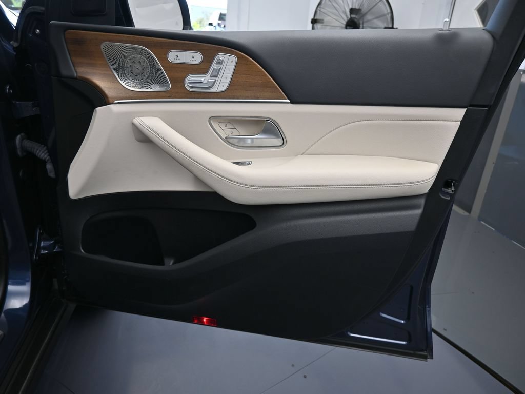 Used 2024 Mercedes-Benz GLE 450e 4MATIC image 62