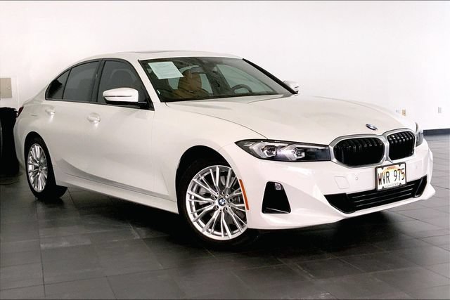 Certified 2023 BMW 330i Sedan w/ Convenience Package RWD image 2