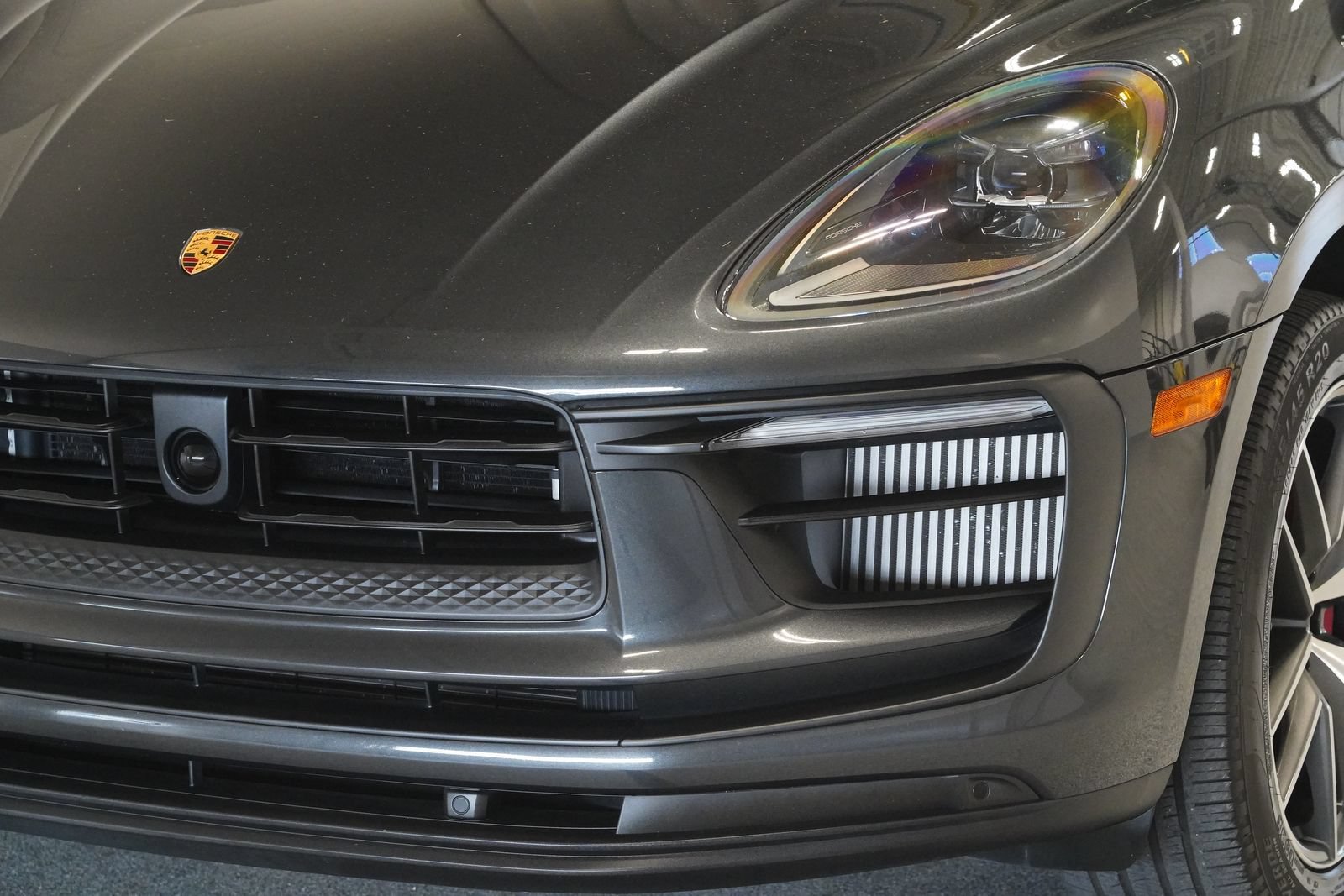 Used 2024 Porsche Macan S AWD/4WD image 6