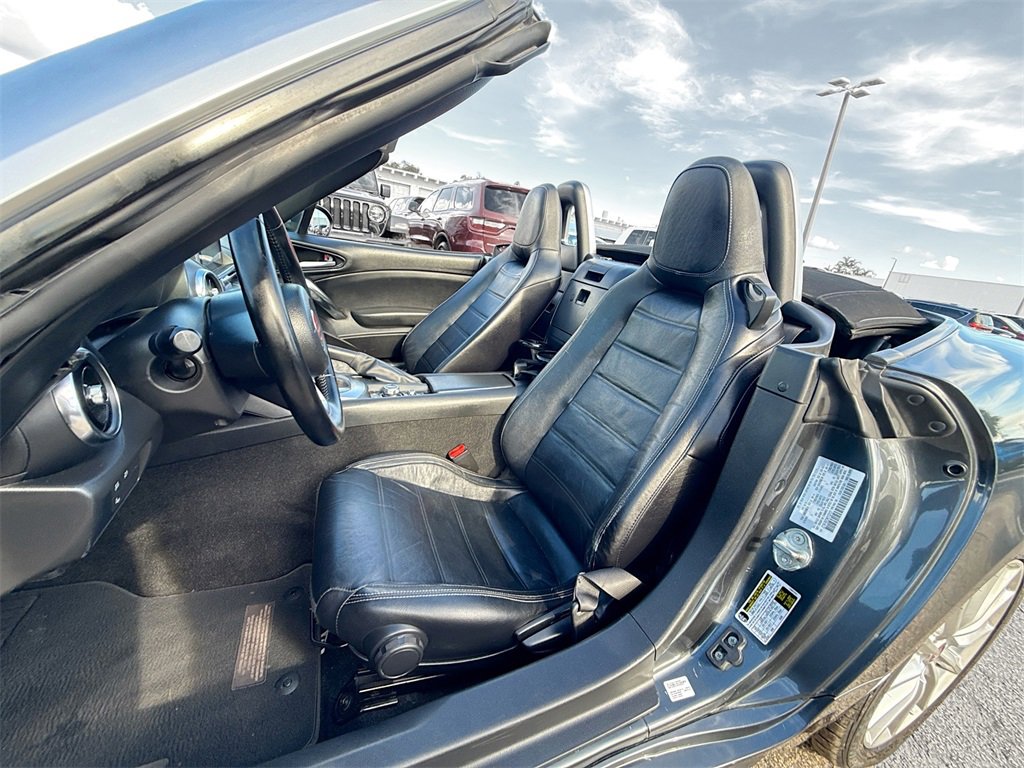 Used 2017 FIAT 124 Spider Lusso image 23