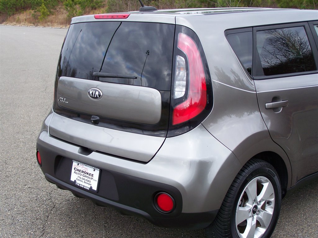 Used 2019 Kia Soul FWD image 24