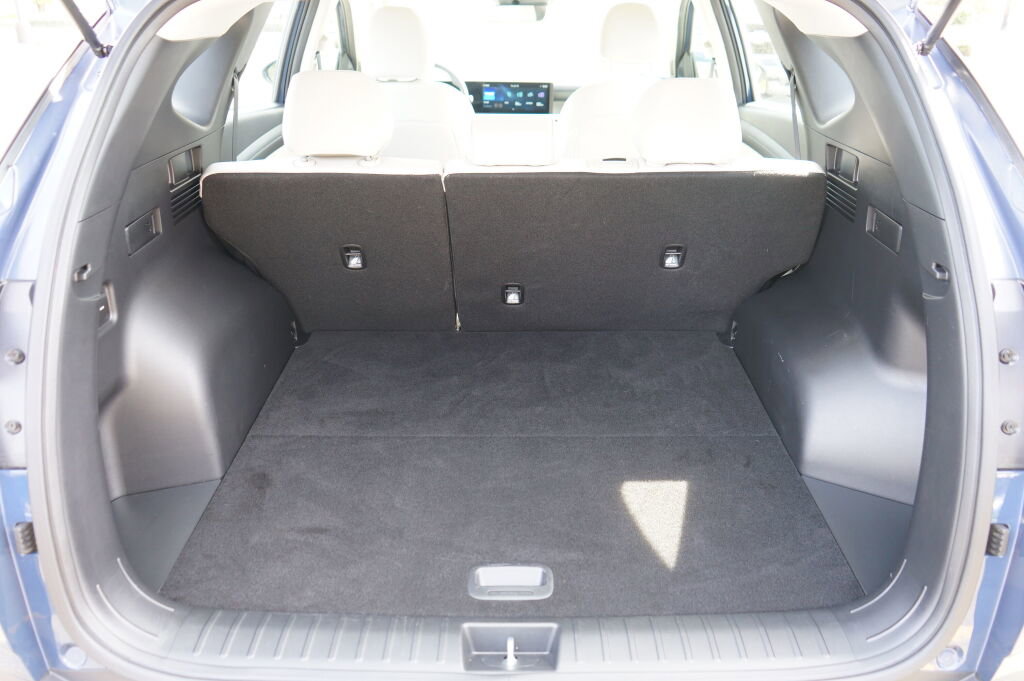 Used 2025 Hyundai Tucson SE FWD image 14