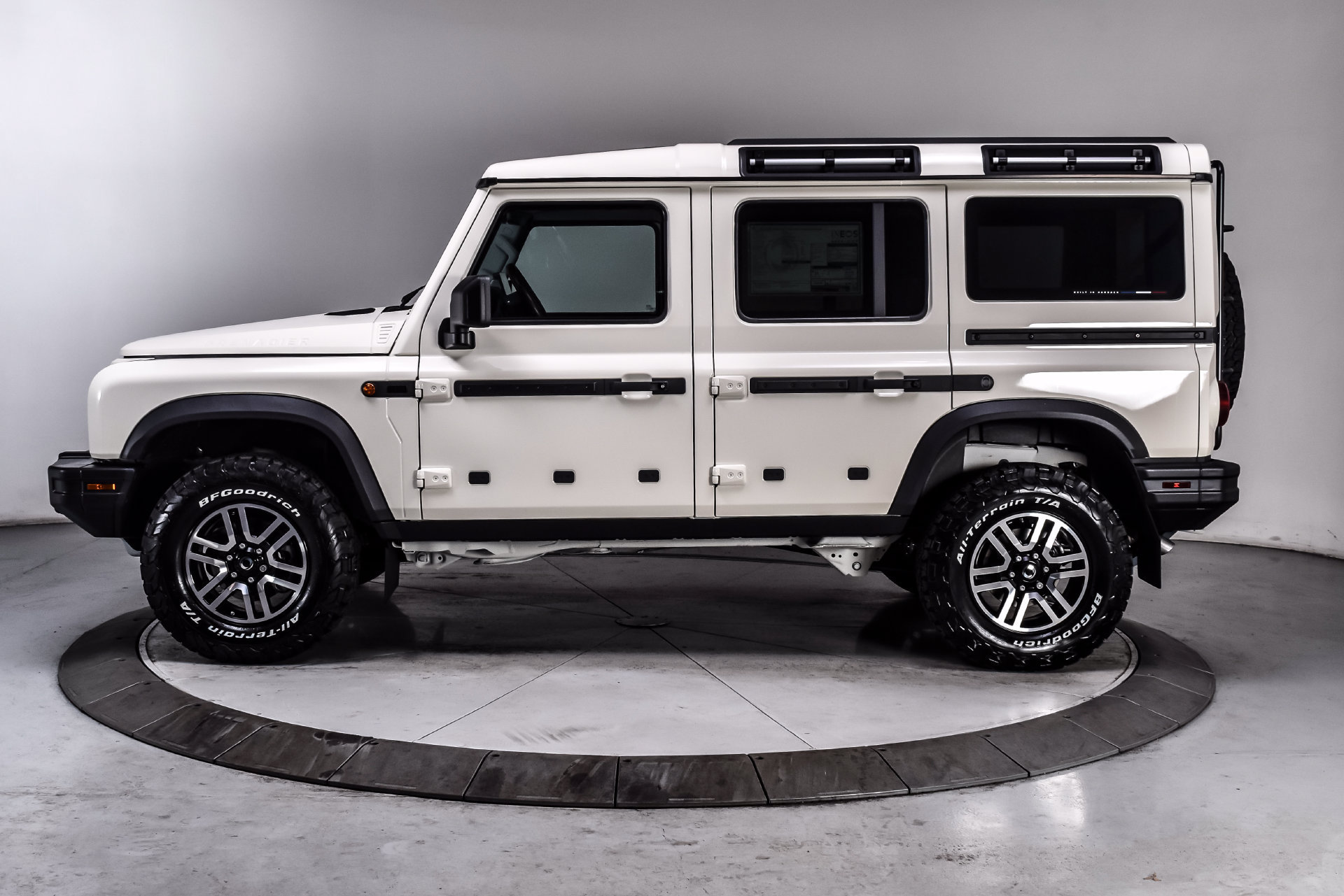 New 2026 INEOS Grenadier Station Wagon AWD/4WD image 3