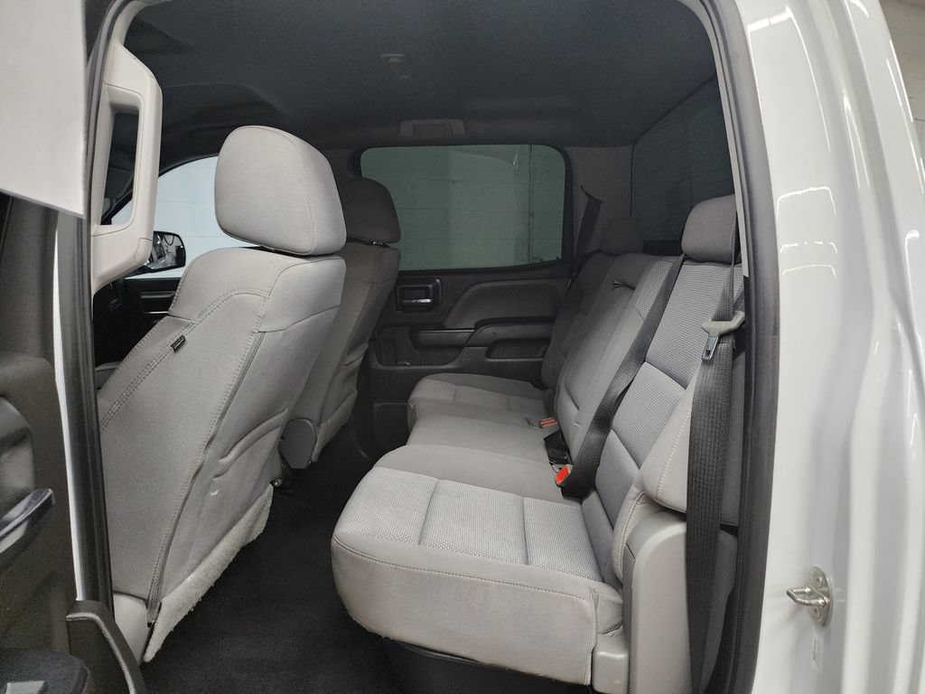 Used 2018 Chevrolet Silverado 1500 Custom w/ Custom Value Package AWD/4WD image 23