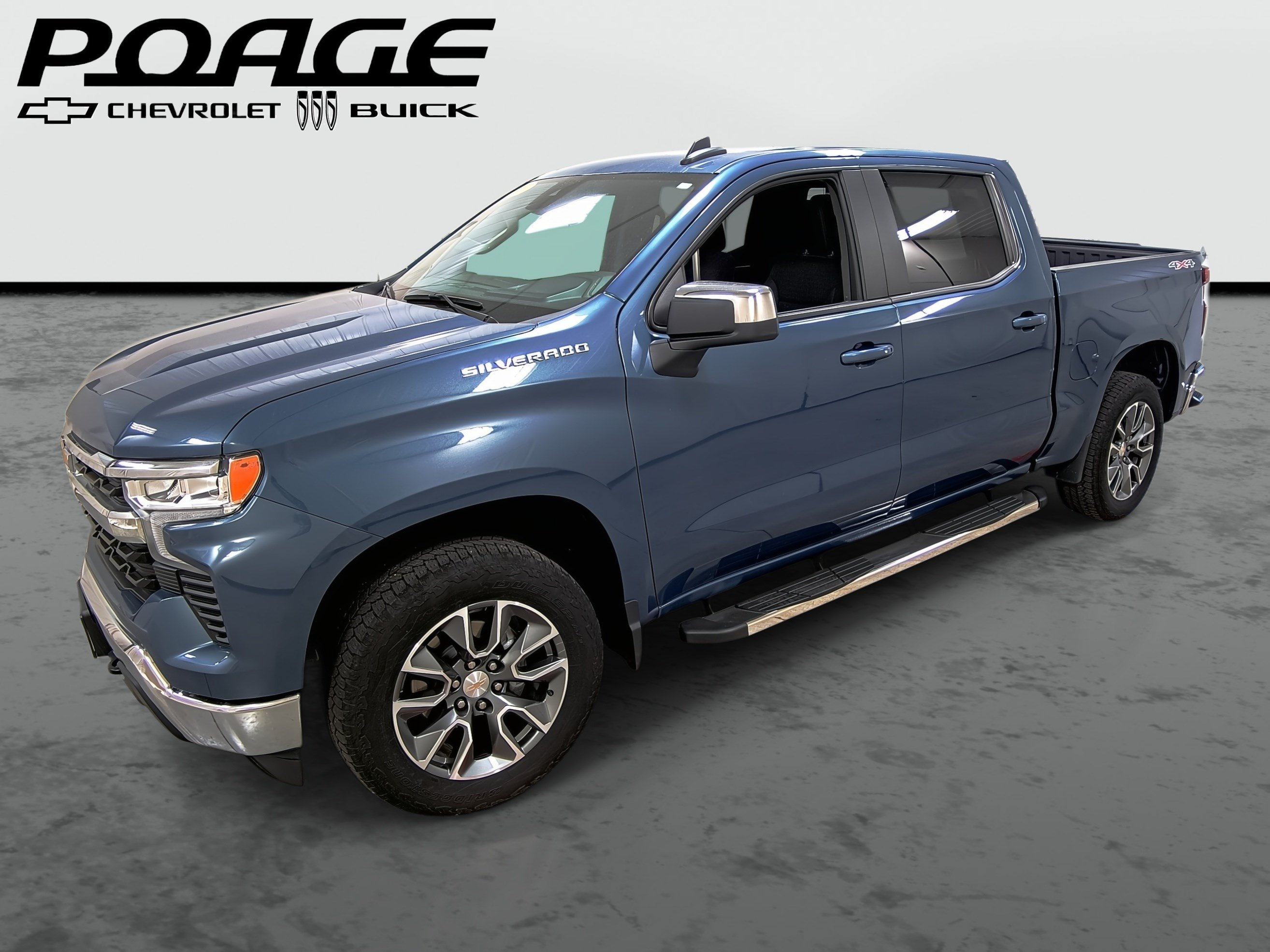 Used 2024 Chevrolet Silverado 1500 LT AWD/4WD image 1